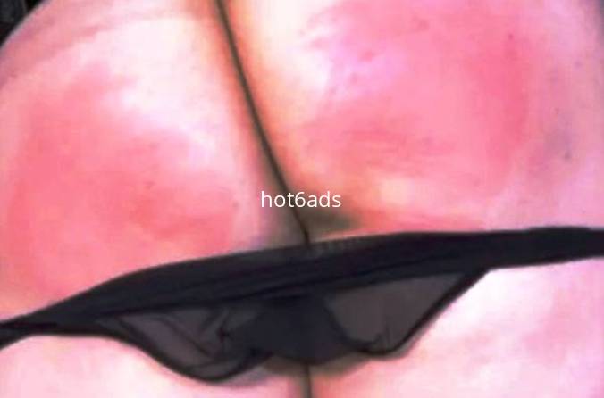 Spank CompCard: sculacciate di culo o di fica e altro