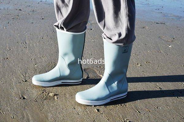 Popular search terms at hot6ads Rubber boots and jeans